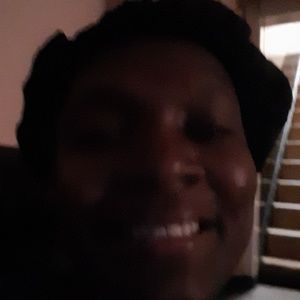 Meet your Posher, Dalila